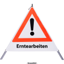 Faltsignal - Gefahrenstelle mit Text: Erntearbeiten