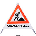 Faltsignal - Baustelle mit Text: ANLAGENPFLEGE