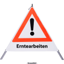 Faltsignal - Gefahrenstelle mit Text: Erntearbeiten