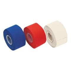 Drei Rollen Tape Verband in den Farben Blau, Rot und Weiß