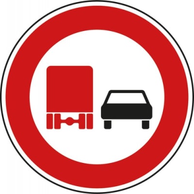 VZ 277 - Schild Überholverbot für Kraftfahrzeuge über 3,5t VZ 277 - Schild Überholverbot für Kraftfahrzeuge über 3,5t