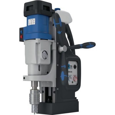 Kernbohrmaschine BDS mit blauem und schwarzem Gehäuse und Bohrkopf