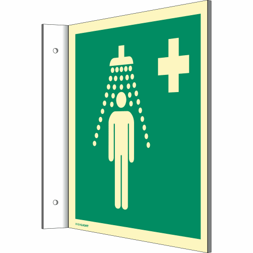 Fahnenschild Notdusche nach ISO 7010 mit Symbol einer Person unter einer Notdusche und einem Kreuz auf grünem Hintergrund