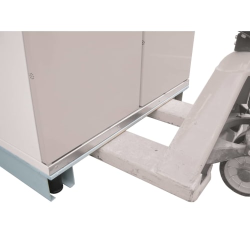 Unterfahrbarer Sockel aus Metall für Sicherheits-Fass-Schrank mit Gabelstapleraufnahme