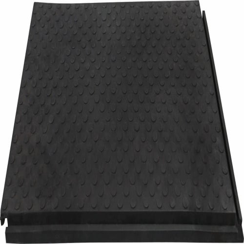 Schutzmatte für Events aus schwarzem Gummi mit Noppenstruktur