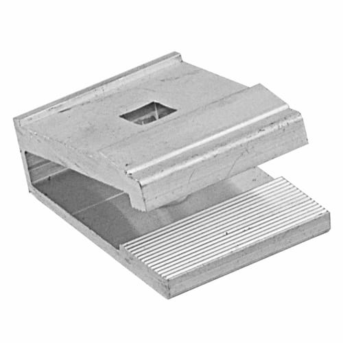Alform-Klemmteil aus Metall mit gelochtem Mittelteil und geriffelter Auflagefläche