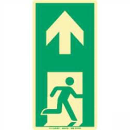 Antirutsch-Fußbodenmarkierung mit vorgegebener Fluchtrichtung nach ISO 7010, grünes Schild mit Pfeil nach oben und laufender Person