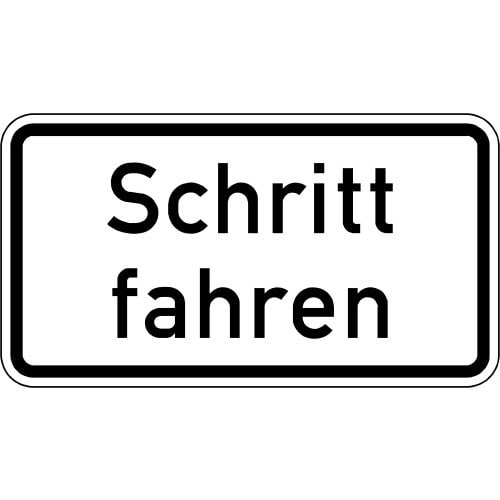 Verkehrsschild Schritt fahren VZ 2101 weißes rechteckiges Schild mit schwarzem Rand und schwarzer Aufschrift