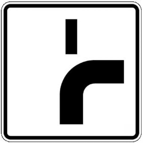 Verkehrsschild Verlauf der Vorfahrtstraße VZ 1002-22 mit schwarzer Linie auf weißem Hintergrund und schwarzem Rand