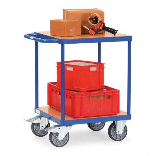FETRA Schwerer Tischwagen 2496 mit 2 Holzböden und blauer Metallrahmen, Tragkraft 500 kg, mit Kartons und Verpackungsgerät beladen