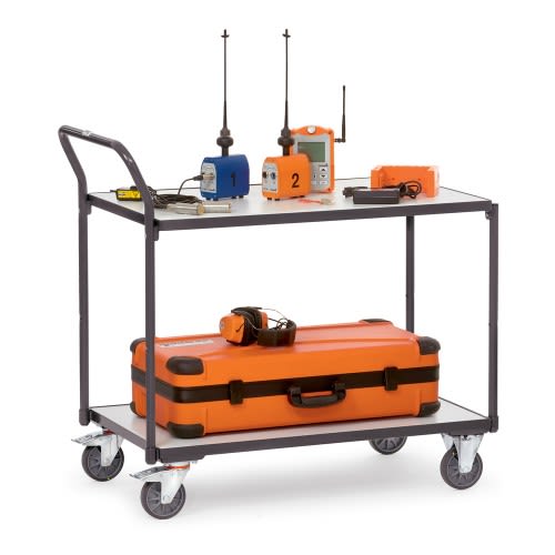 FETRA ESD-Tischwagen 1840 mit 2 Böden, schrägem Schiebegriff und Tragkraft 300 kg, mit Messgeräten und orange Transportkoffer