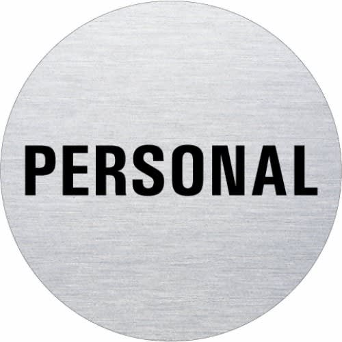 Rundes Textschild aus Metall mit der Aufschrift PERSONAL in schwarzer Schrift