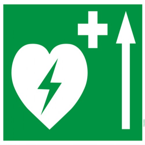 Defibrillator Schild mit Pfeil nach oben, Herz mit Blitzsymbol und weißem Kreuz auf grünem Hintergrund