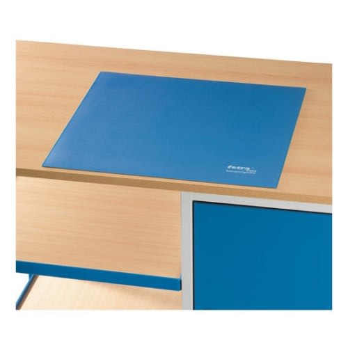 FETRA® Schreibunterlage 5880 in Blau auf einem Schreibtisch