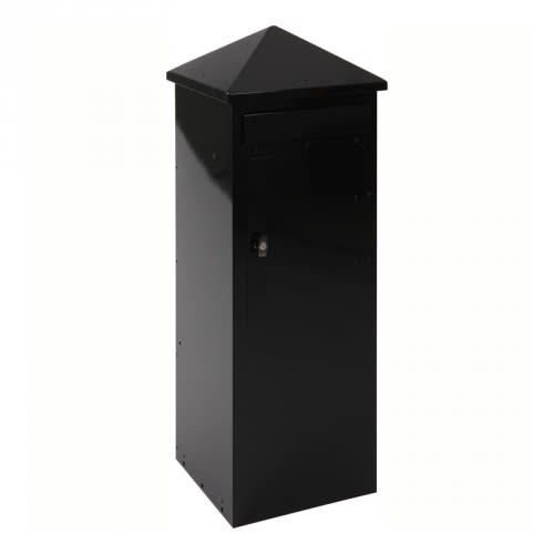 Schwarzer freistehender Briefkasten mit Spitzdach aus Metall