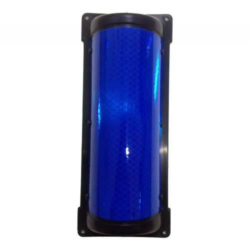 Blauer Wildwarnreflektor für Leitpfosten mit reflektierender Oberfläche