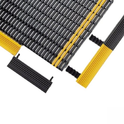 Kantenprofil für Industriematte in schwarz und gelb zur sicheren Befestigung und Kantenschutz