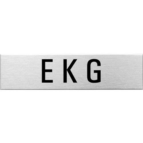 Eckiges Textschild mit der Aufschrift EKG in schwarzer Schrift auf silbernem Hintergrund