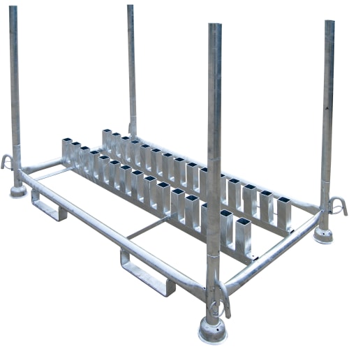 Stapelpalette aus Metall für 30 Schilder mit quadratischen Halterungen