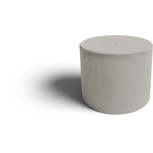 Betonpoller zylindrisch klein aus grauem Beton mit glatter Oberfläche