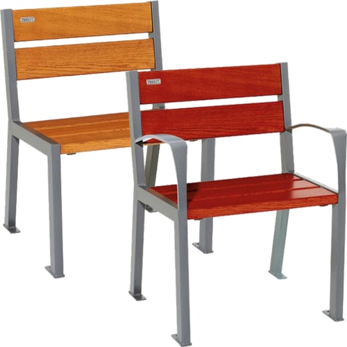 Holzstuhl SILAOS mit kurzer Rückenlehne aus lasiertem Eichenholz, zwei Varianten mit und ohne Armlehnen