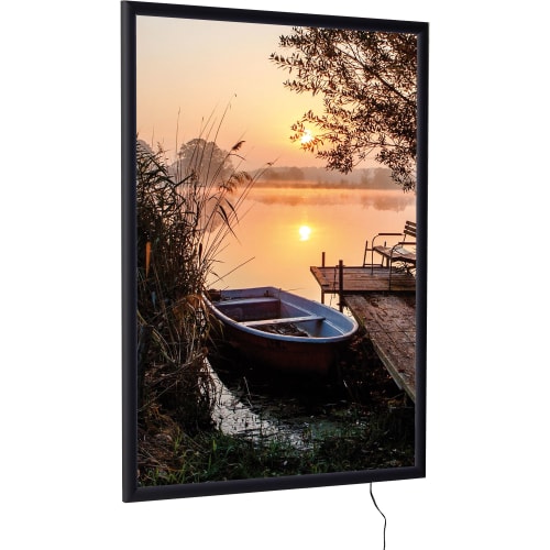 LED Leuchtrahmen Economy einseitig mit Bild eines Bootes am See bei Sonnenaufgang