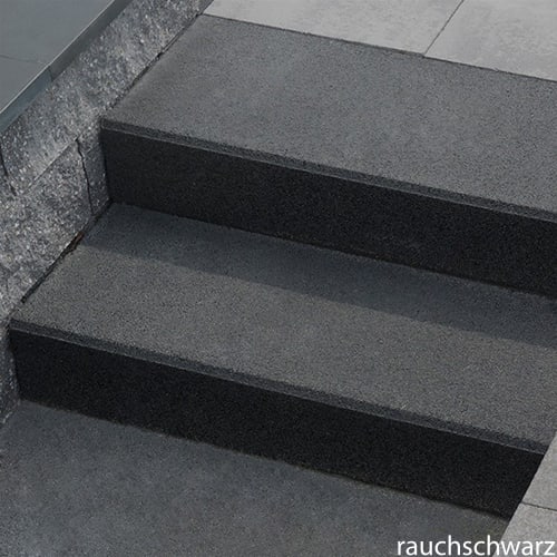Betonstufe für Treppen in rauchschwarz, Blockstufe aus Beton