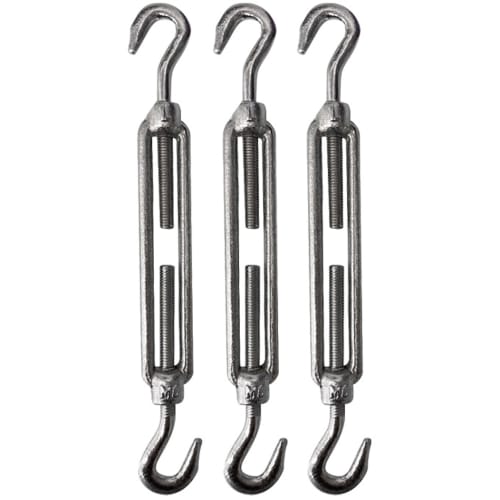 Drei metallische Spannschlösser mit Haken an beiden Enden