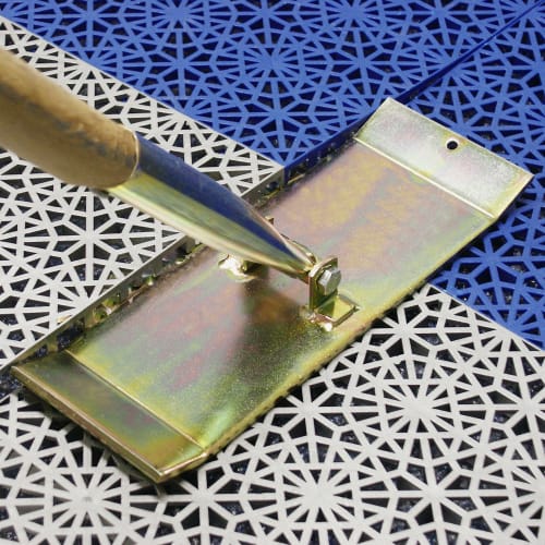 Trennschlitten aus Metall auf hochbelastbarer Gittermatte YOGA EAZY EVENT in Blau und Grau