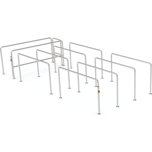 Einkaufswagenstammelstelle aus Metallrohren zur geordneten Aufbewahrung von Einkaufswagen