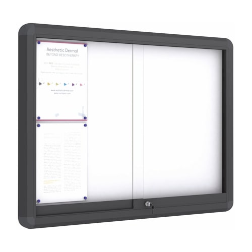 Schiebetürschaukasten Modell i mit schwarzem Rahmen und zwei Schiebetüren, teilweise mit Aushangzetteln bestückt