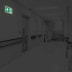 Rettungszeichen links Rettungsschilder Krankenhaus ISO 7010 langnachleuchtend