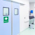 Sanitätsraum / Hinweis auf Erste Hilfe - Kombischild