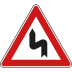 VZ 105-10 - Verkehrsschild Doppelkurve links