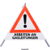 Faltsignal - Gefahrenstelle mit Text: ARBEITEN AN GASLEITUNGEN Faltsignal - Gefahrenstelle mit Text: ARBEITEN AN GASLEITUNGEN