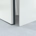 Mobiles Raumsystem MultiRoom Basic 7 barrierefrei weiße Trennwand mit grauem Boden