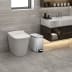 Tret-Müllereimer Stella Slim EKO 6 Liter in modernem Badezimmer neben Toilette und Waschbecken