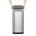 Sensor-Abfalleimer EcoSmart EKO 50 Liter Edelstahl mit geöffnetem Deckel und Händen